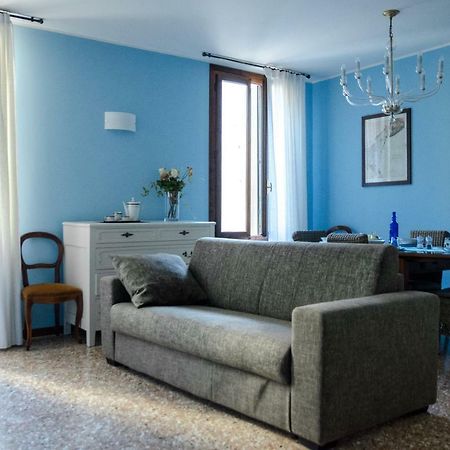 Appartamento Azzurro Two Bathrooms Венеция Екстериор снимка